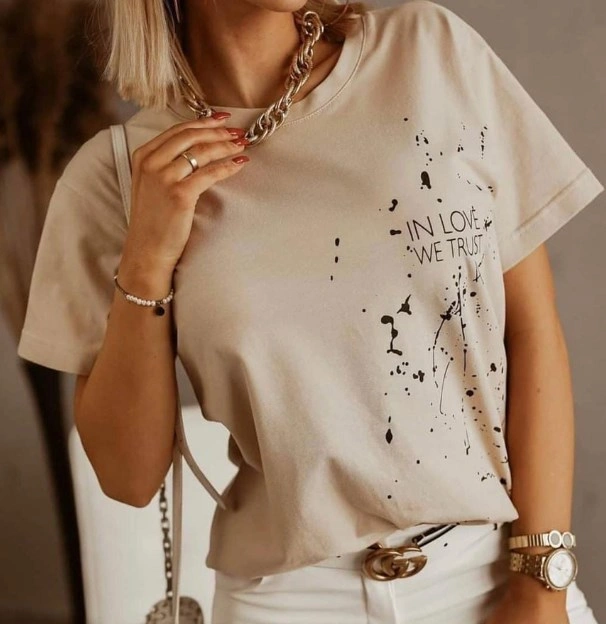 Футболка женская