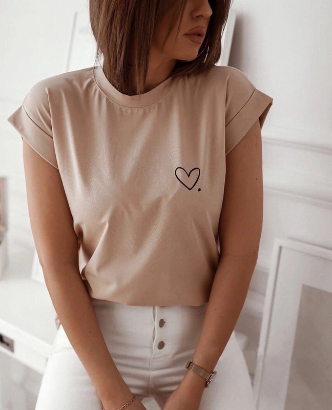 Футболка женская