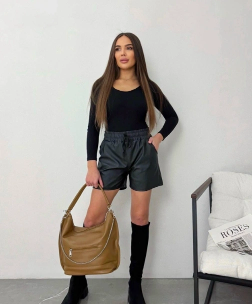 Шорты женские