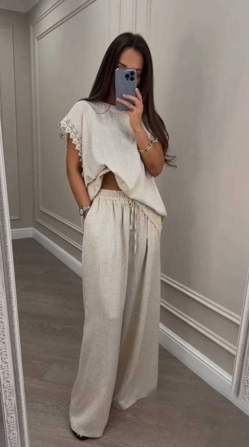 Костюм женский