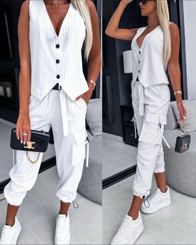 Костюм женский