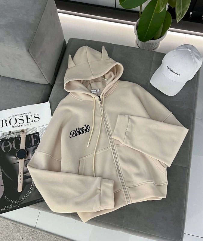 Толстовка теплая женская