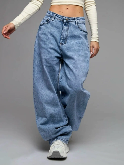 Джинсы женские