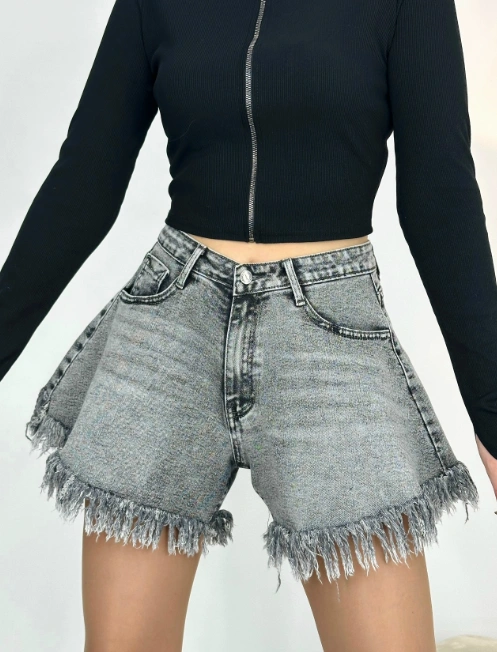 Шорты женские